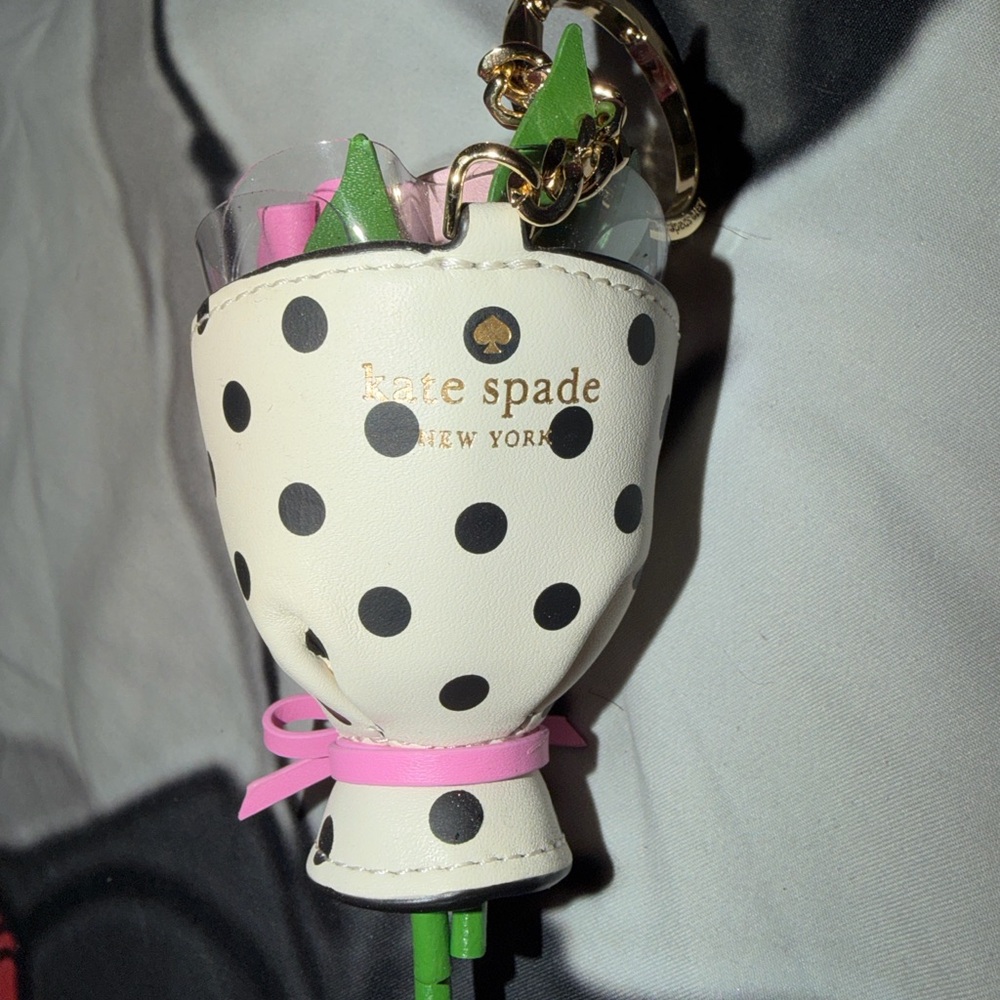 Kate Spade Keychain - Picture 6 of 8